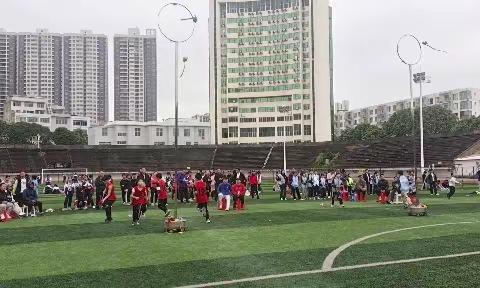 “龙腾虎跃，永争第一”---横州市陶圩镇龙头小学再夺第一