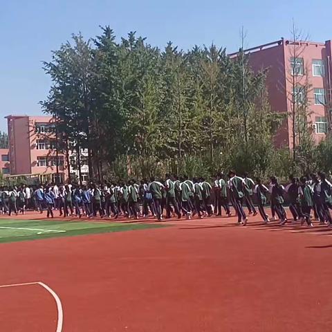阳光新校园   体育大课堂