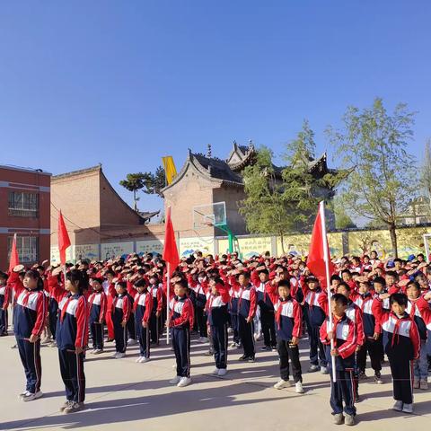 【“三抓三促”进行时】运动燃激情，拼搏展风采——后杨小学春季运动会剪影。