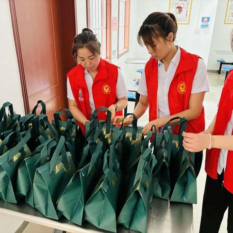 “粽”有好运 端午安康 | 南城嘉苑物业公司工会举办端午送关爱活动