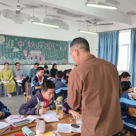 共研共学共成长，且思且悟且前行——平和县小坪小学校本教研
