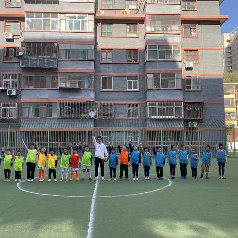 “足”梦前行 筑梦未来———团结新村小学西校区足球节