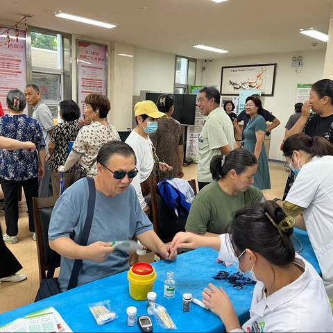 【甸南社区日间照料中心】中医康复到社区，义诊服务暖人心