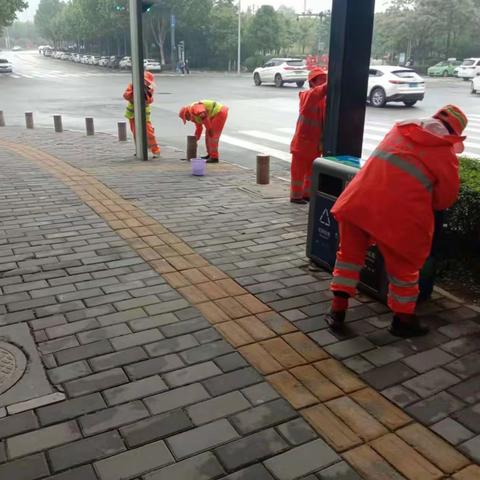 【航天基地城市管理和综合执法局】重点开展雨后大擦洗专项整治活动