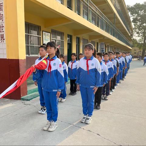 珍惜粮食 勤俭节约——堂邑镇中心小学升旗仪式