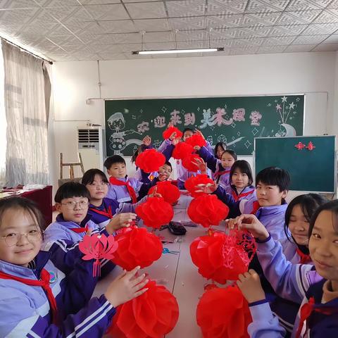 新春到来百花开，福气满满一纸裁——平安城镇莲藕池小学喜迎元旦剪纸活动