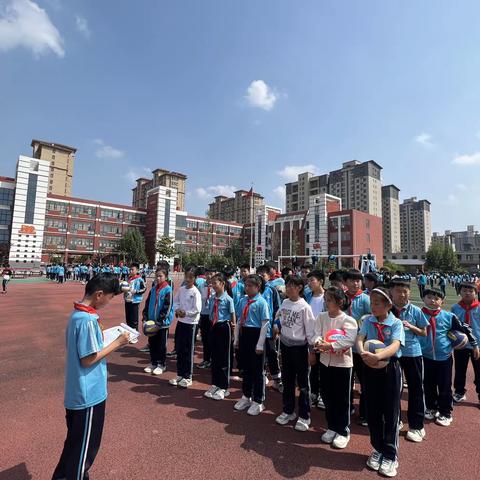 诚睦路小学排球社团