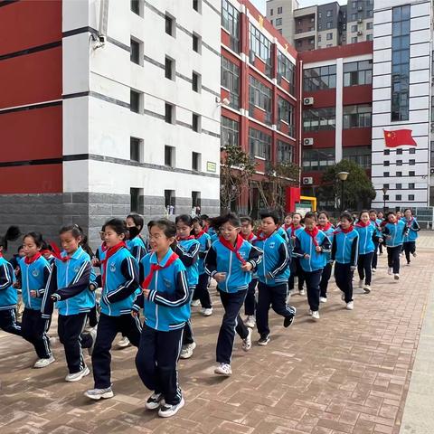 诚睦路小学跳绳社团