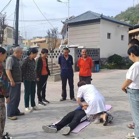 宝塔区桥沟社区卫生服务中心开展汛期溺水抢救应急演练