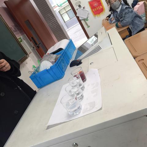 家长进课堂，快乐共成长