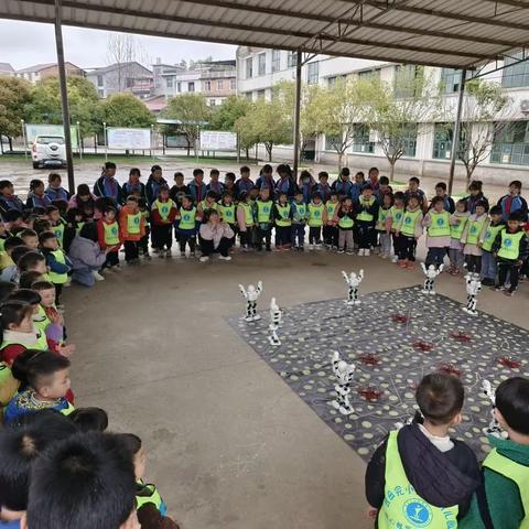 走进科普 童心飞扬——吾田完小附属幼儿园科普日系列活动