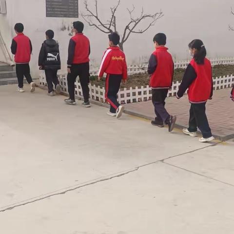 多彩社团，幸福校园——翟王镇中心小学社团活动