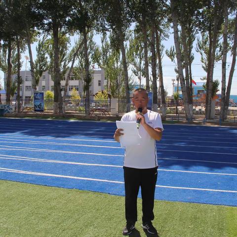 体育兴则国家兴，少年强则国家强——图牧吉中心学校