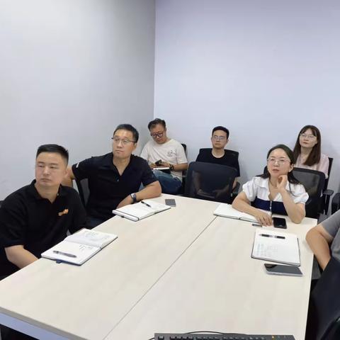 财务部组织召开人资及办公室沟通会