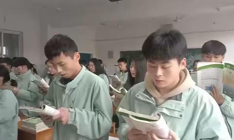 读书分享会——21计算机对口升学242班