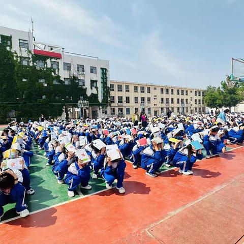 开封市静宜中学2023年防震减灾演练