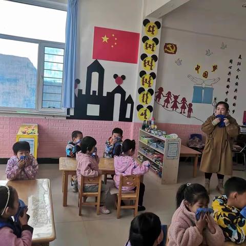 安全“童”行——库伦旗白音花镇中心幼儿园“消防演练”主题活动