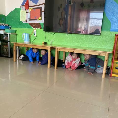 【防震演练 🌈安全“童”行】——白音花镇中心幼儿园🏡防震演练