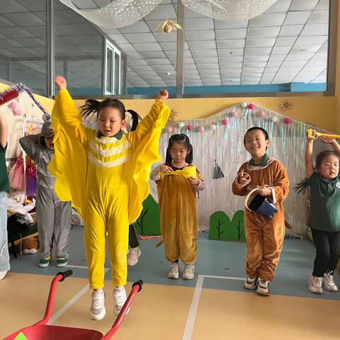 童话剧《小动物搬西瓜》 ——十四五课题科研成果展