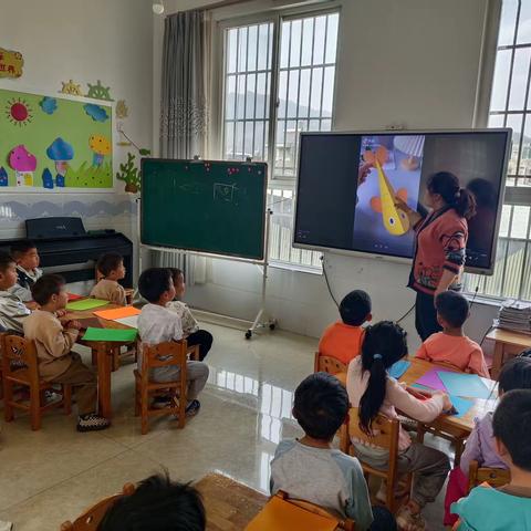 会泽县迤车镇中心幼儿园特色课程（14）