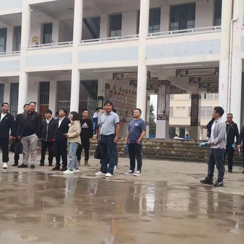 乘教育改革春风   探高效课堂之路——聂正强名校长工作室到丙麻中学进行交流研讨活动