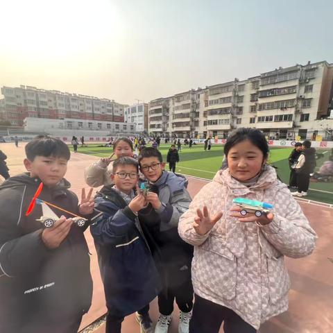 拥抱科学，筑梦未来——驿城小学第三届校园文化科技艺术节之科技制作比赛