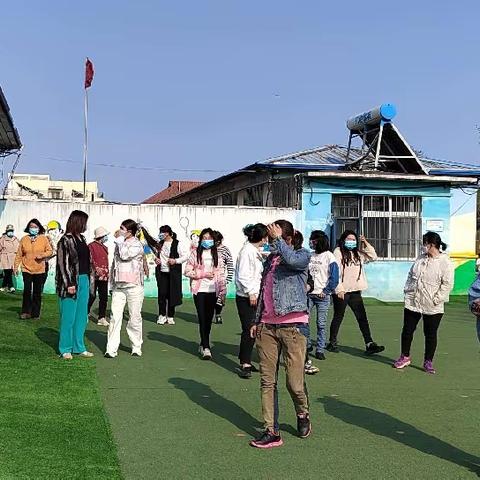 家园共育  助力成长——汀流河镇中心幼儿园开展家长代表会暨班级家长会活动