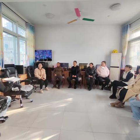 家园携手  尽“膳”尽“美”———汀流河镇中心幼儿园召开家长膳食委员会会议