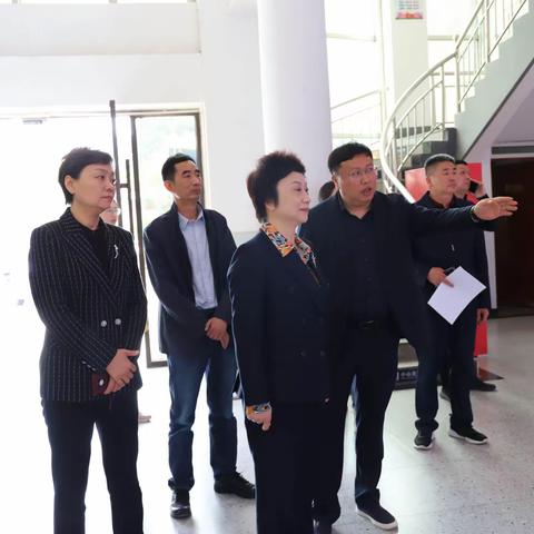 市人大常委会副主任薛冬带队到金明池街道调研人大代表联络站工作