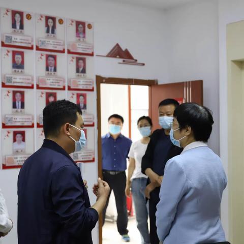 临沂市人大常委会一行到金明池街道调研人大代表联络站建设
