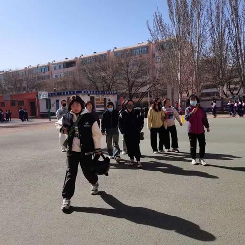 共筑成长路 家校同心行--民主路第四小学开展“家长进校园”系列活动