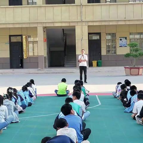 “养成教育润童心，良好习惯助成长”——冯庄乡中心小学养成教育活动