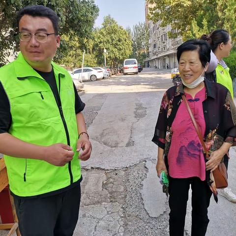 “垃圾分类，人人有责”——洁美中心党支部开展有害垃圾收集宣传主题党日活动