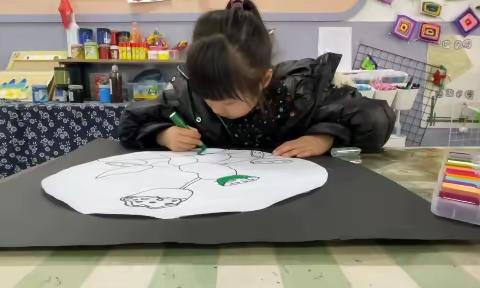 《池塘藕色》——大二班