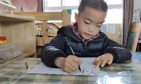 《踏青》——大二班