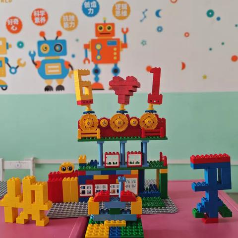 土左旗少年宫 “金色童年， 快乐启航” ——编程课程六一活动