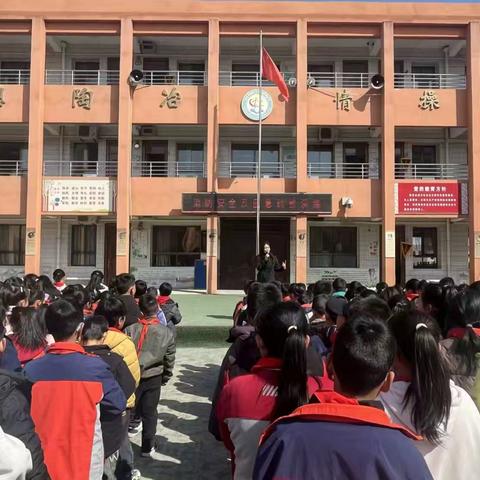 司竹镇中心小学消防安全及应急疏散演练活动纪实