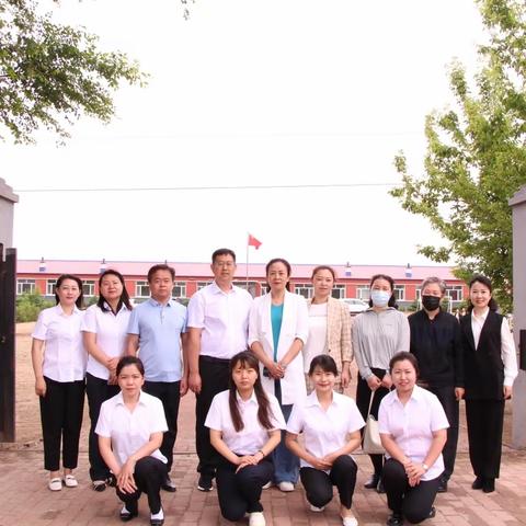 不负韶华思更进  专业引领促成长 ——教研员联系村级小学活动纪实