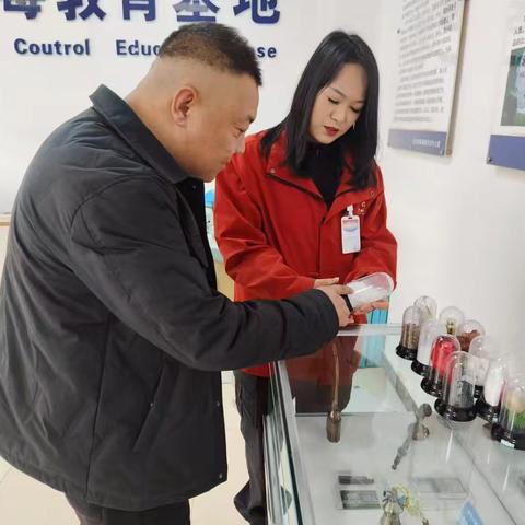 “无毒人生   向阳而行”康复支持小组