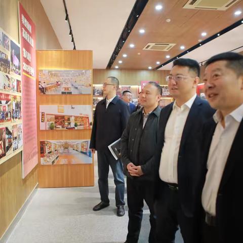 李松涛走访湖北省新华书店（集团）有限公司