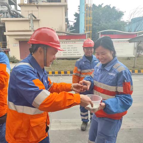 地维公司喜迎元宵节暖心送汤圆