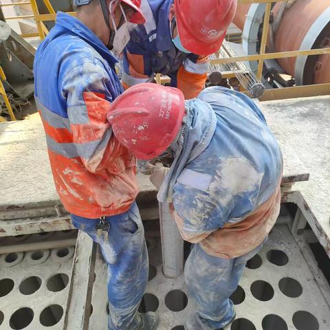 华新地维公司创新降本：跨部门协作15天完成检修，节省外用工9万元。