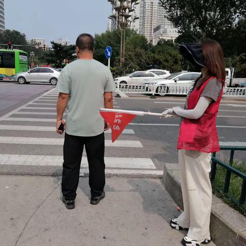 双争有我｜站好交通文明岗，文明劝导我先行