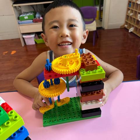 隋氏幼儿园中班乐高：《搅拌机》