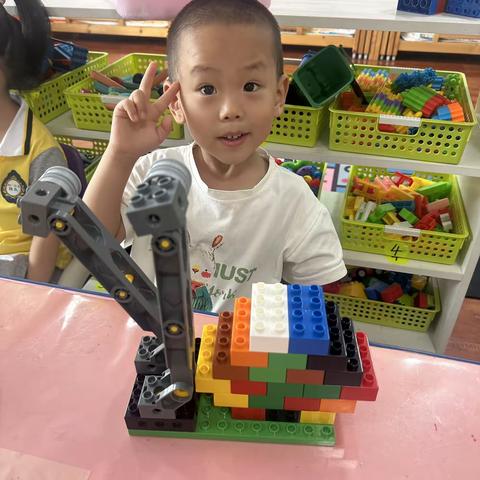 隋氏幼儿园中班乐高：《蜗牛🐌》