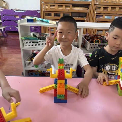 隋氏幼儿园大班乐高《龙舟》活动纪实