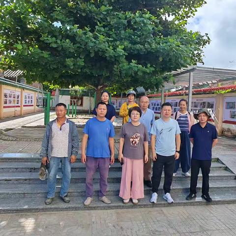 东和村委会持续组织开展环境卫生整治暨翻盆倒罐防蚊灭蚊行动