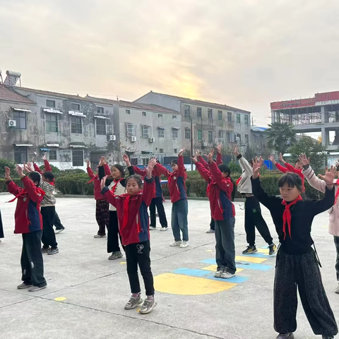 活力满校园 书香伴“蔗”甜——李集小学广播操比赛暨阅读打卡表彰活动