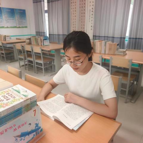 书香浸润心灵 师道赋能成长 ——大陆村中心小学《做最好的老师》教师同读一本书读书分享（三）