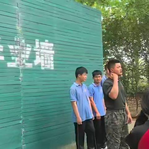 长垣市南蒲街道中心学校————传承红色基因，勇攀成长高峰